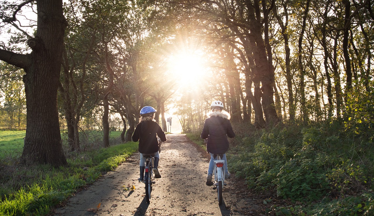 erfahren sie, wie sie die sicherheit von kindern verbessern können. entdecken sie tipps und bewährte praktiken für ein sicheres zuhause und sichere spielumgebungen.